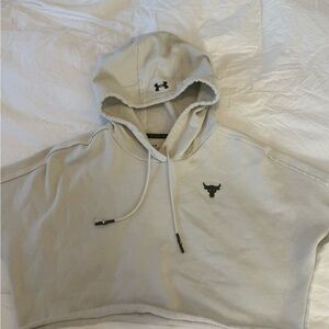 Under Armour Light Gray Hoodie with Bull Emblem